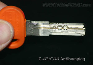 Perfil de llave desmodrómico